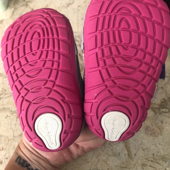 Stride Rite toddler shoes size 3 - Picture 3 of 4